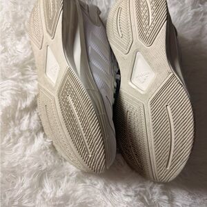 adidas Off-White/Beige Lightweight Running Sneakers